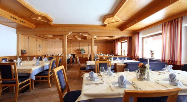 Hotel Taxacher Kirchberg in Tirol Ngoại thất bức ảnh
